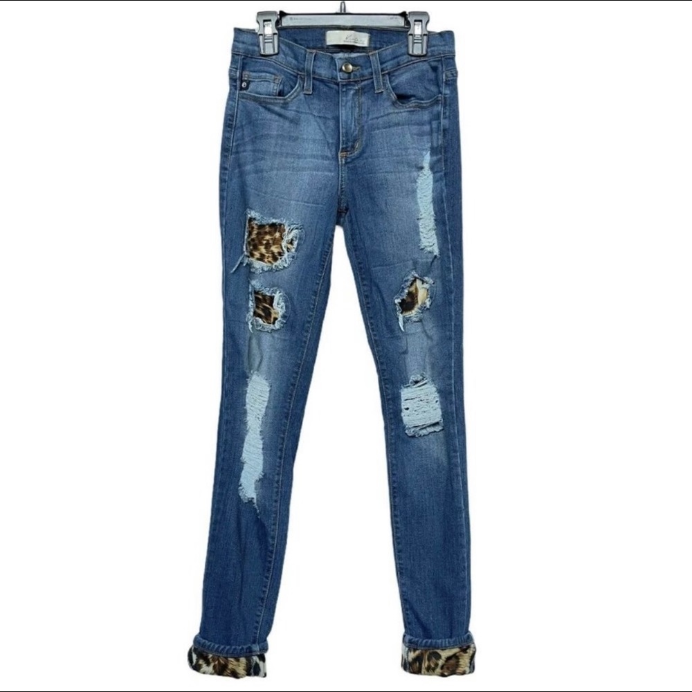 KanCan Distressed Blue Jeans, Leopard Print Patch